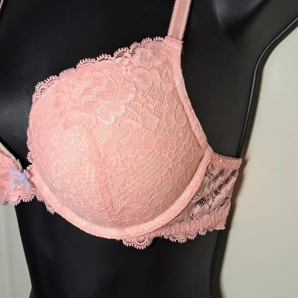 Victoria's Secret Push up lace padded bra size 34C - Picture 3 of 13